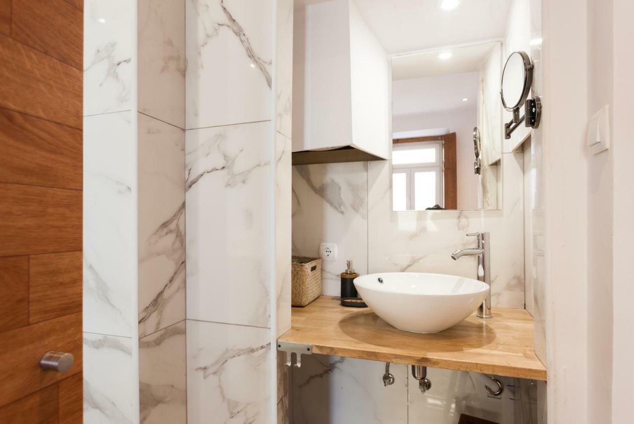Rossio Vintage Two-Bedroom Apartment - By Lu Holidays Lisboa 外观 照片